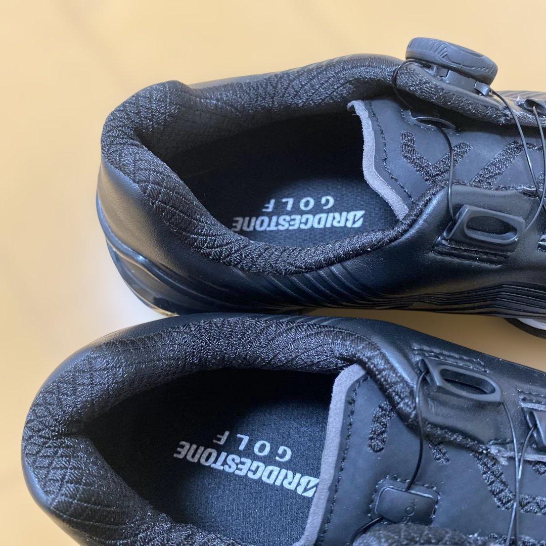 未使用品　ブリヂストン　ツアーバイター SHG100　黒　スパイクレス　26,5