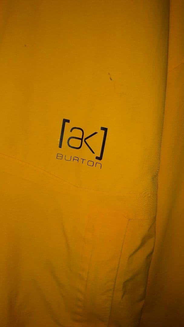Burton [ak] イエロージャケット