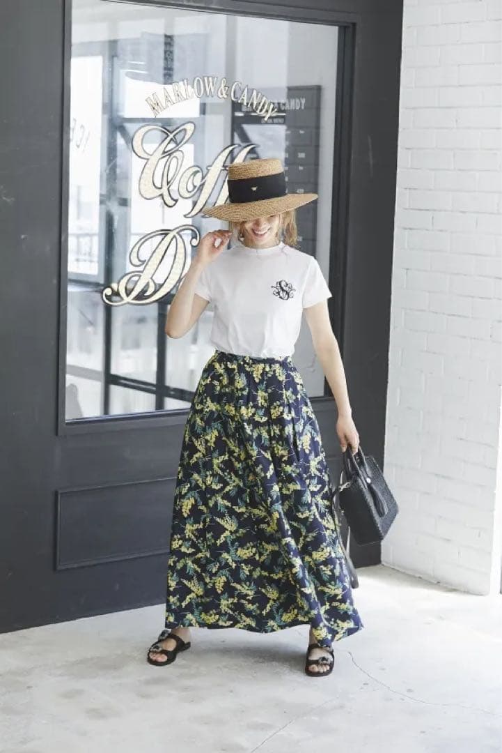 セブンテン　プリントフレアスカート