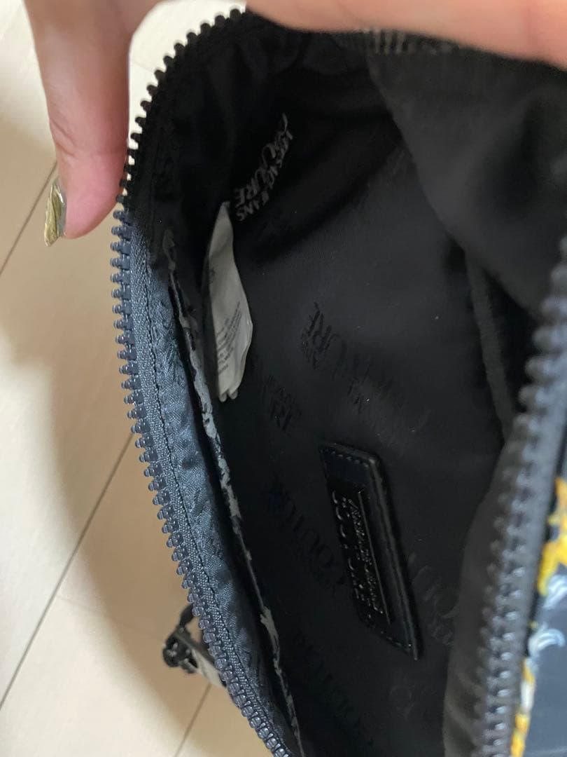 VERSACE JEANS COUTURE ボディバッグ