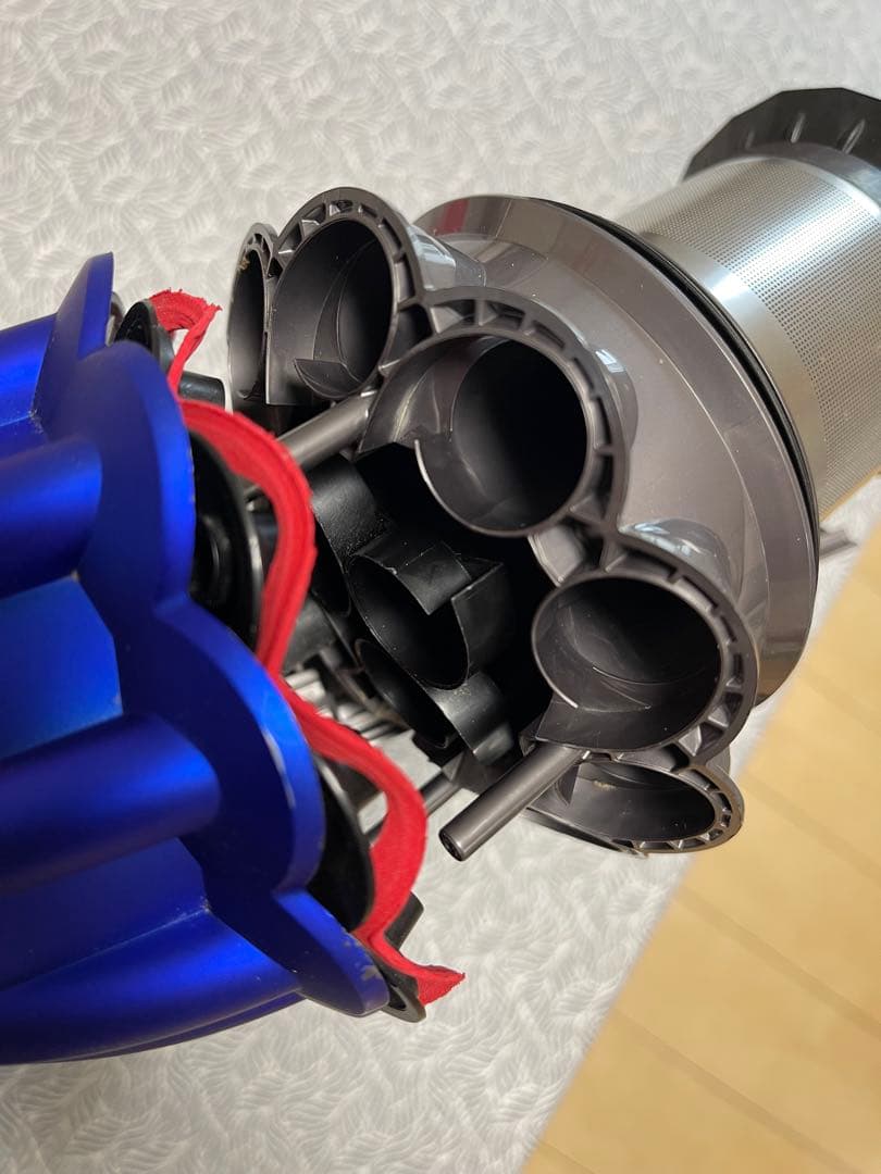 【美品】Dyson V12 SV20Detect Slim コードレス掃除機