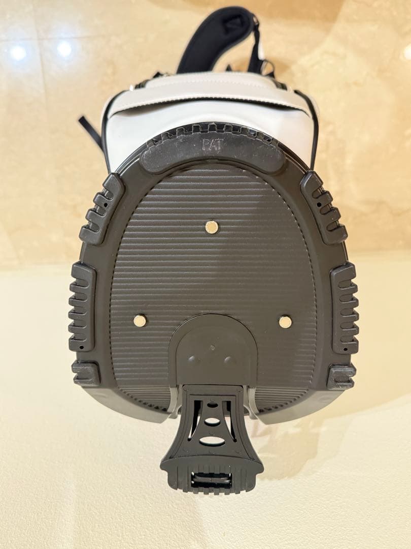 マーク&ロナ スタンド型キャディバック　 ホワイト 正規品　新品未使用　タグ付