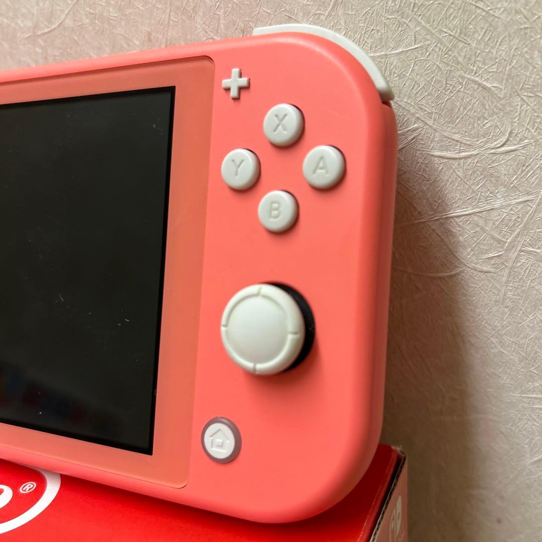 Nintendo switch Lite コーラル