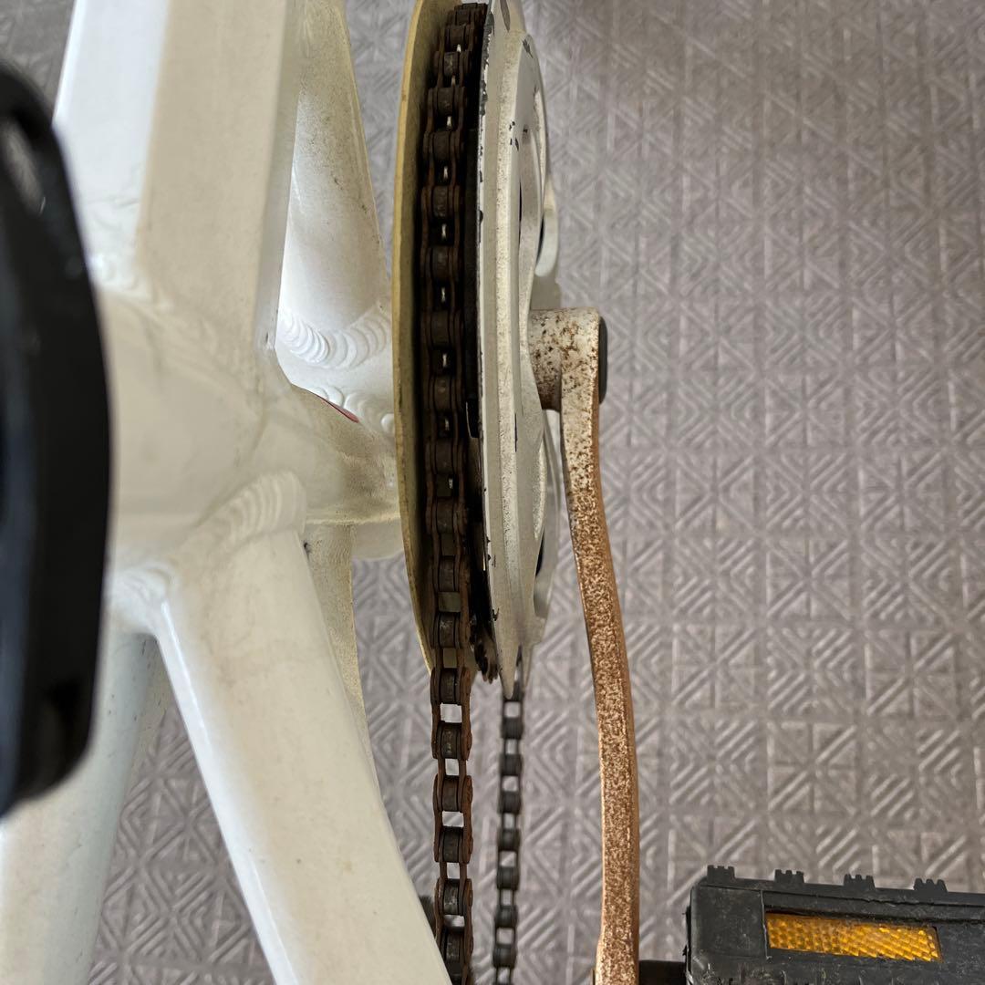 引き取り限定です。14インチ　折りたたみ自転車　白　（大阪府下配達致します。）