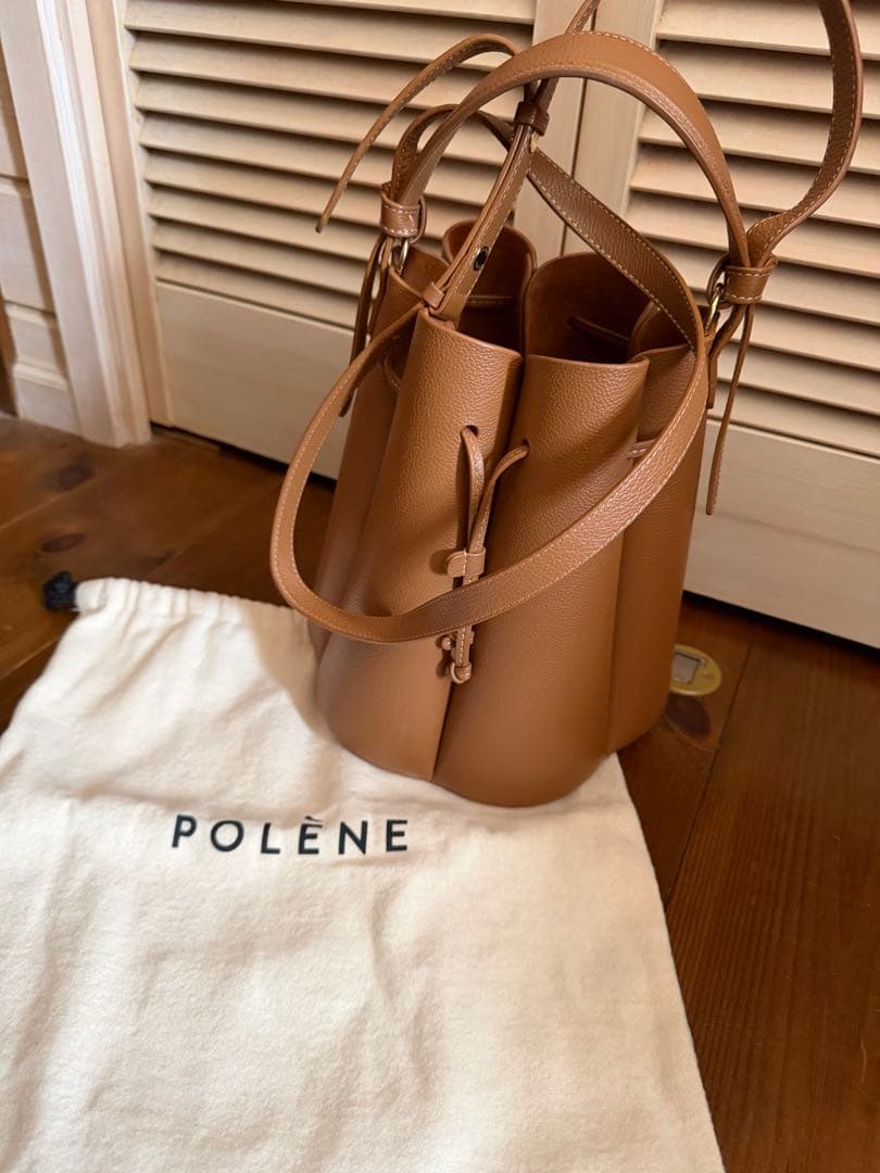 POLÈNE Numéro Huit カヌレバッグ キャメル辺見えみりconte - メルカリ