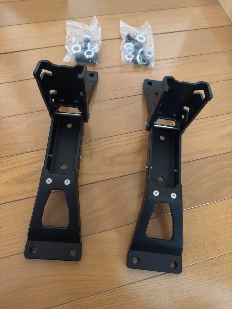 ラングラー　ドアヒンジステップ