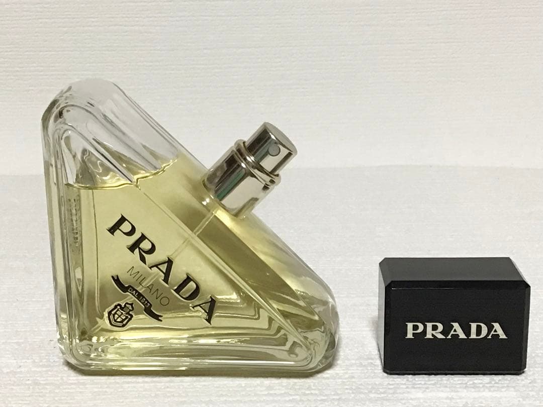 国内正規品　⭐️90ml⭐️ プラダ　パラドックス　オードパルファム　香水