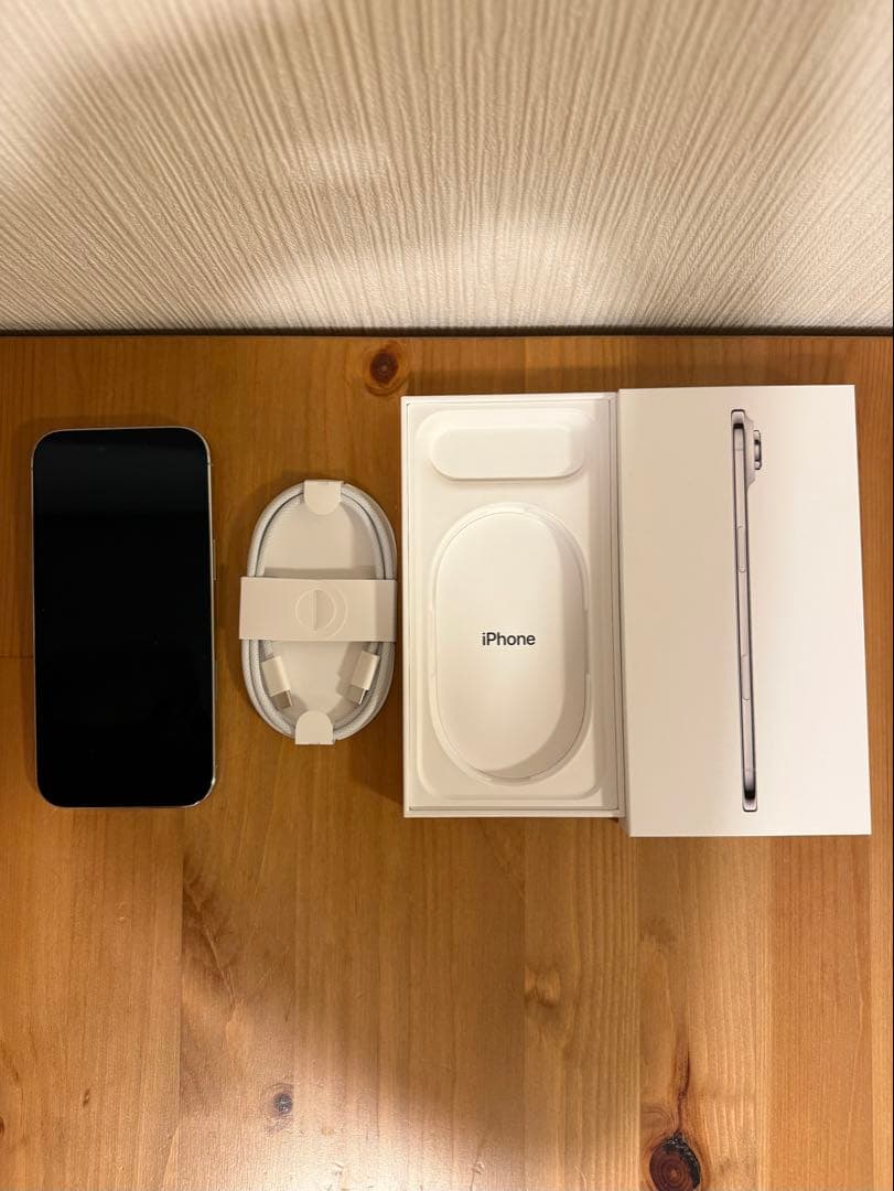 iPhone Air 本体(クラウドホワイト) +バンパー(ライトグレー)セット