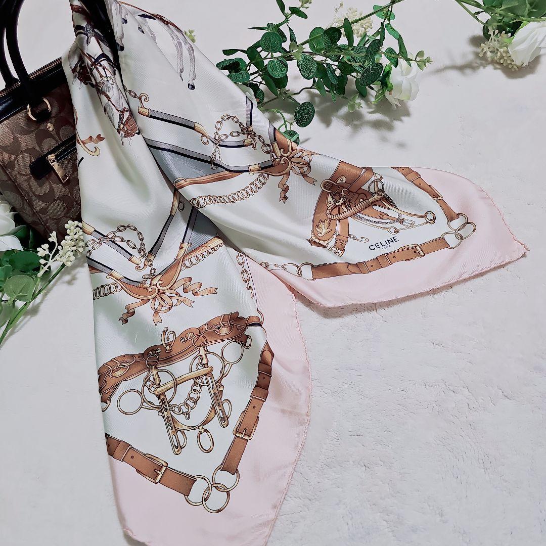 美品✨CELINE　セリーヌ　大判シルクスカーフ　ホース馬具柄　ピンク×ホワイト