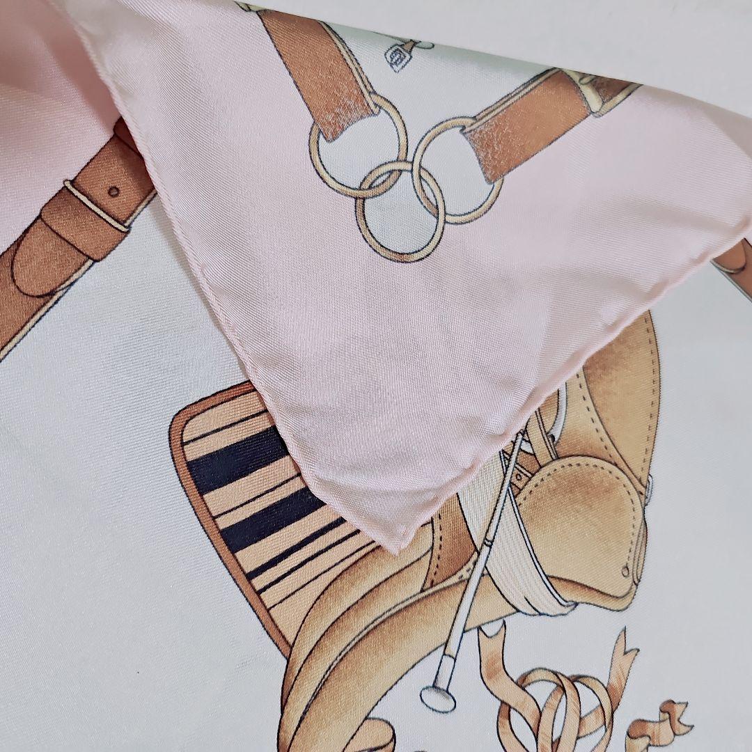 美品✨CELINE　セリーヌ　大判シルクスカーフ　ホース馬具柄　ピンク×ホワイト