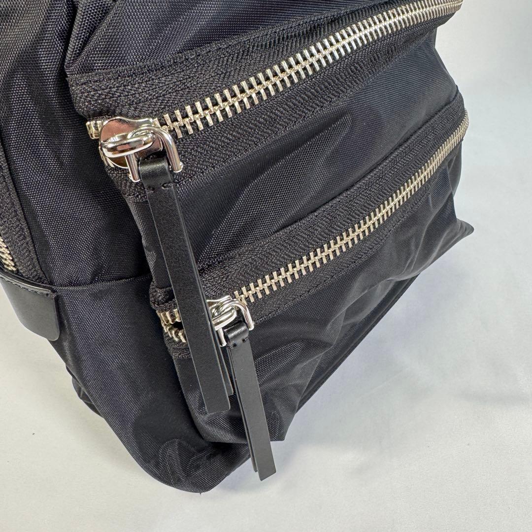 MARC JACOBS ブラック ナイロン バックパック