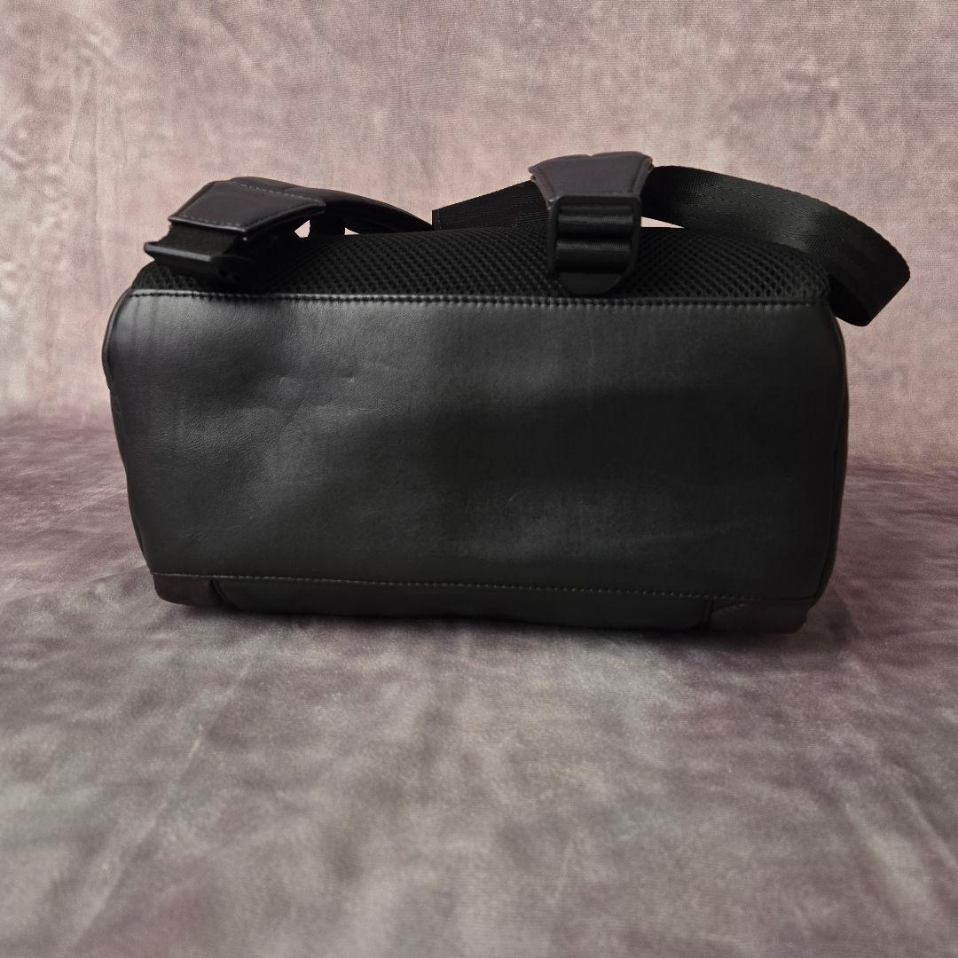 美品 アタオ ATAO トータス キルティングリュック ブラック