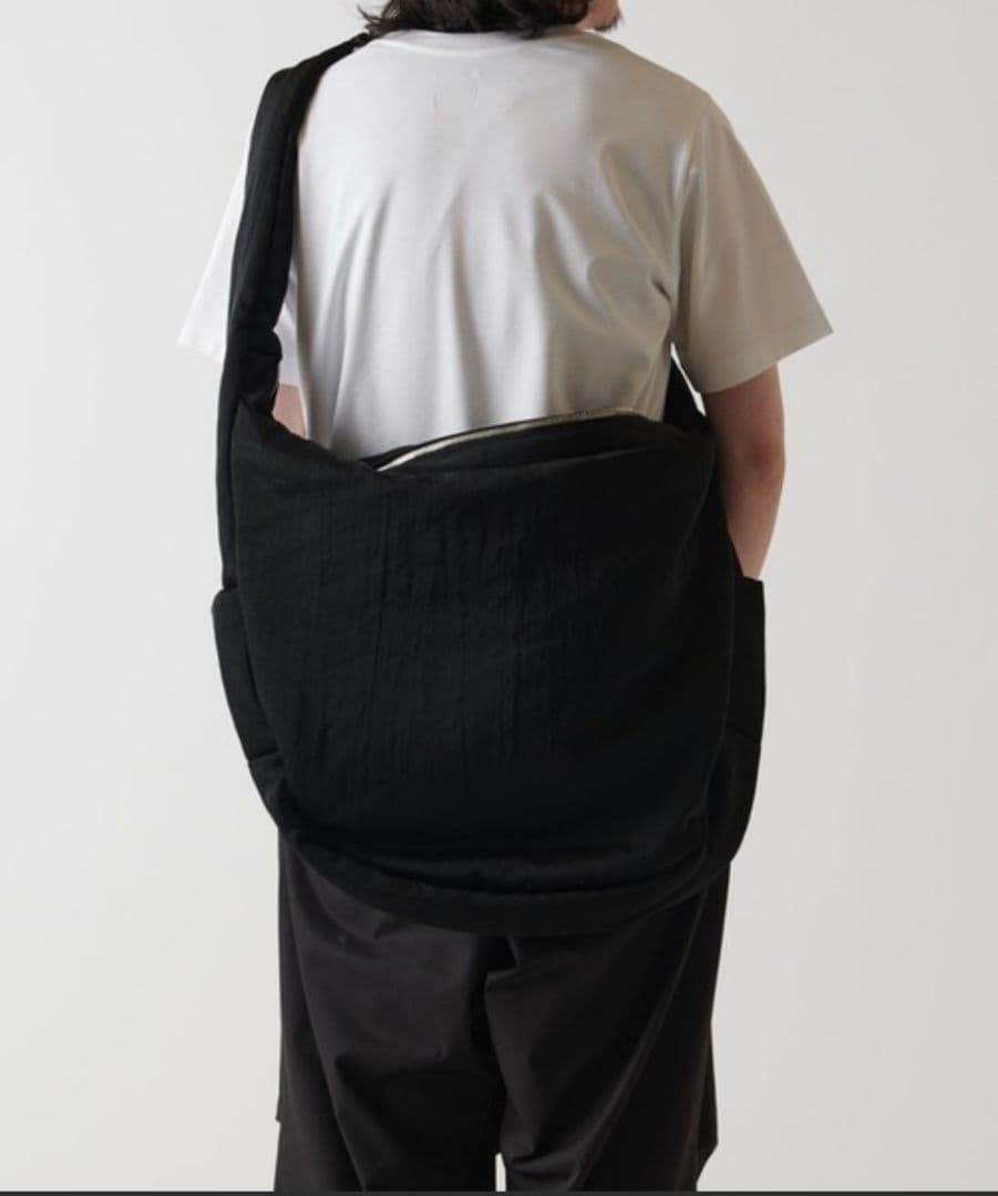 【ITTI】ANNIE PUFFER BIG MOON BAG