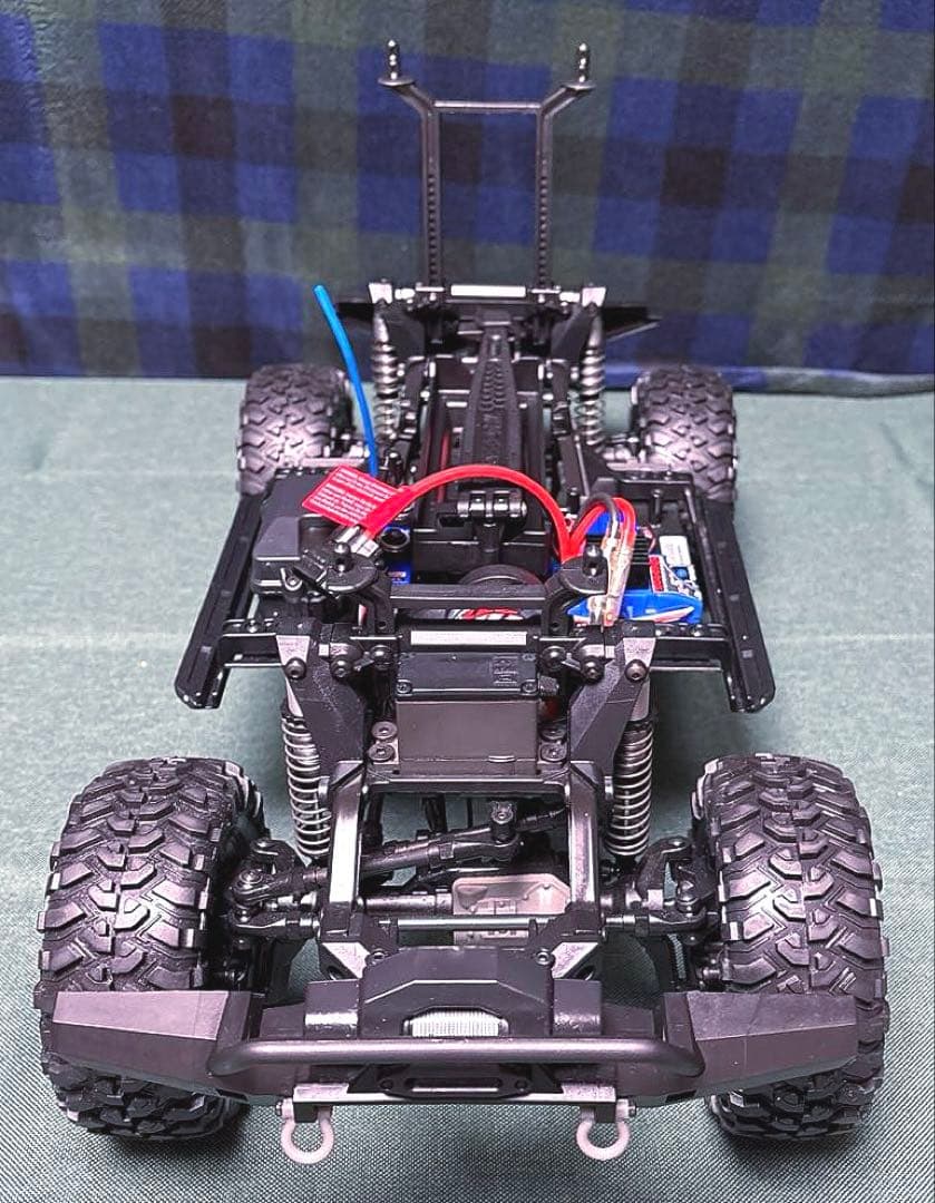 トラクサス　TRX4 ディフェンダー