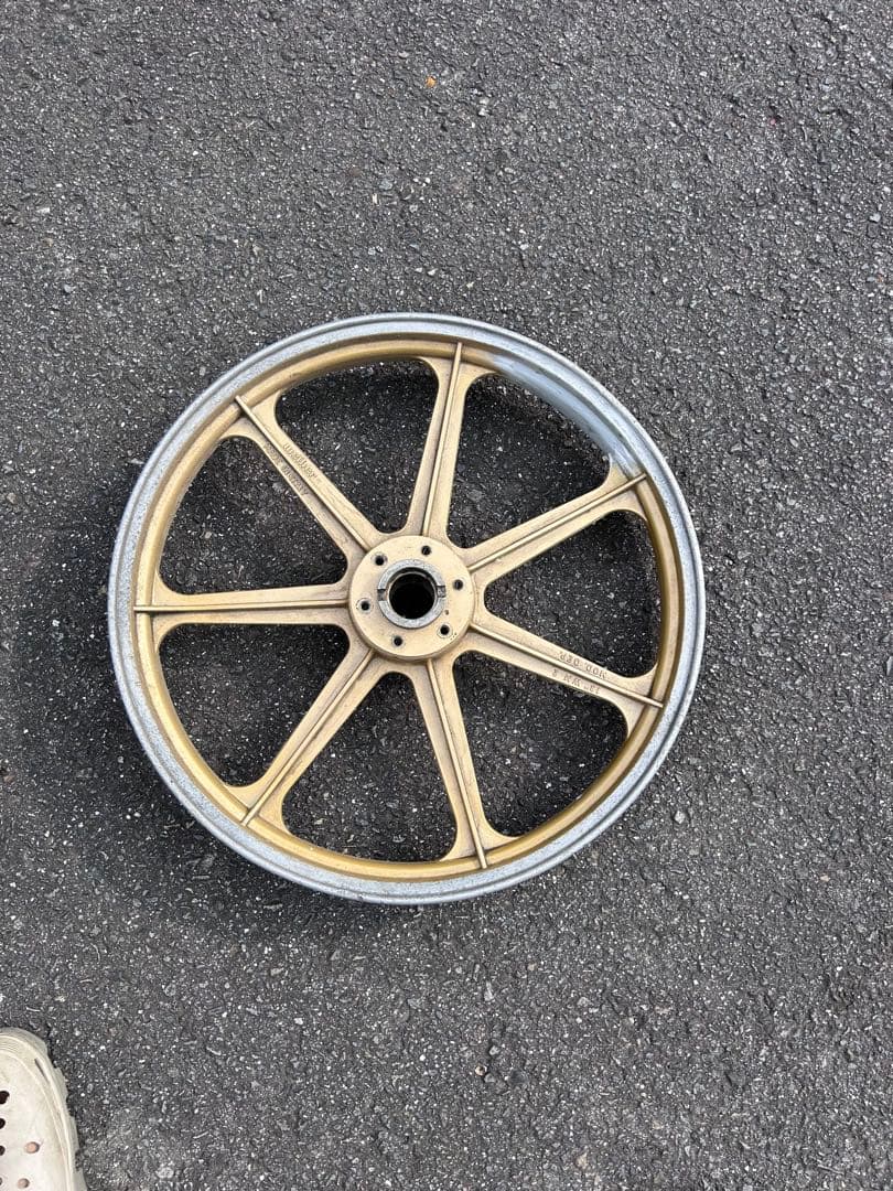 GS400用メルバキャストＦのみGSX400E GT380アメザリ Amazon | 【利益還元祭】GS400 キャスト ホイール ゴールド