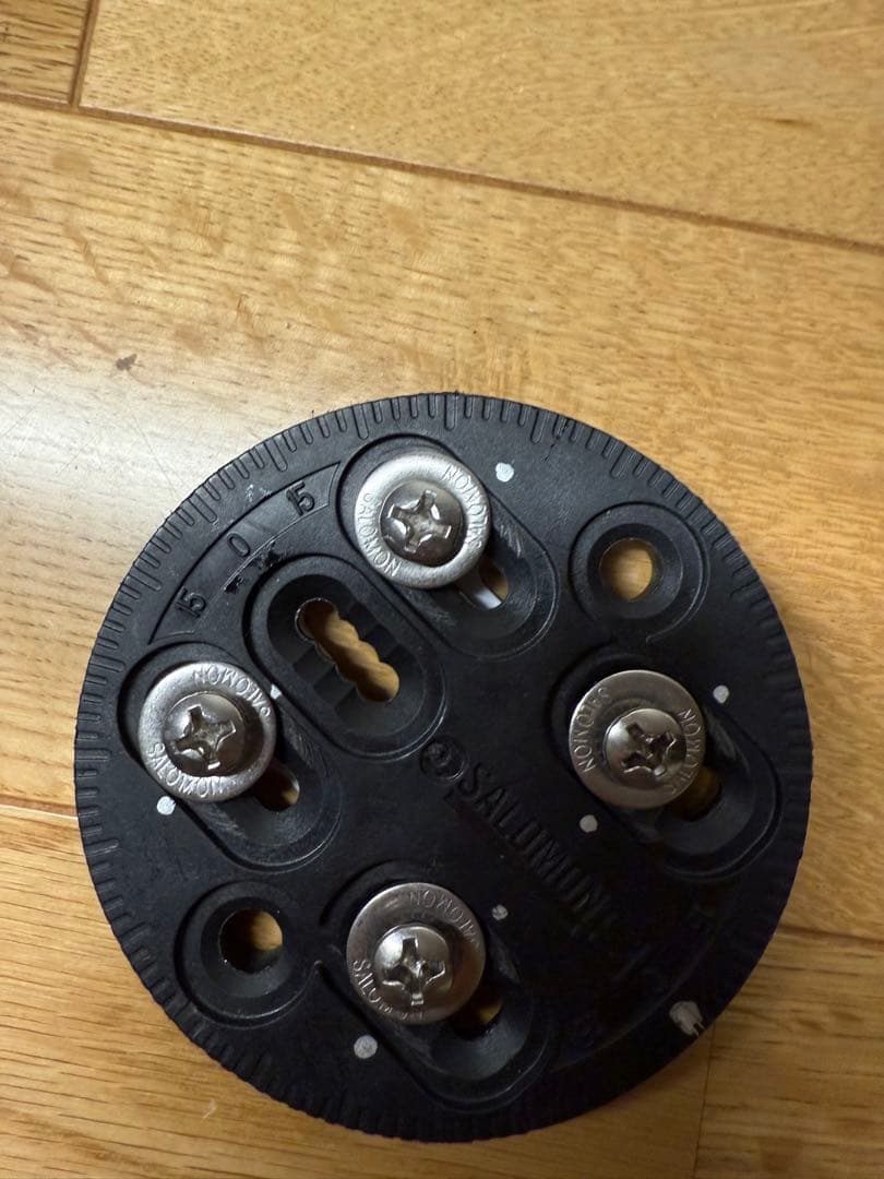 SALOMON DISTRICT HPS ビンディング M