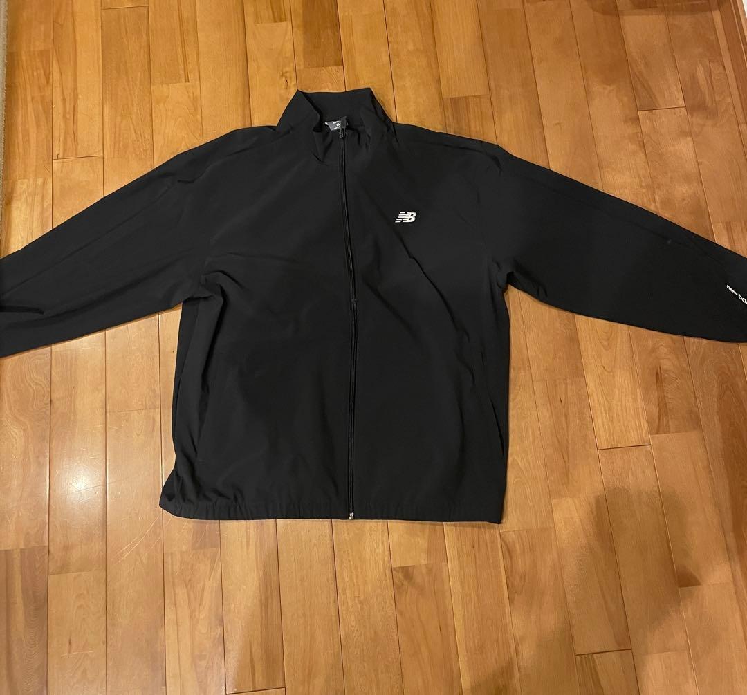 New Balance ジャージ黒
