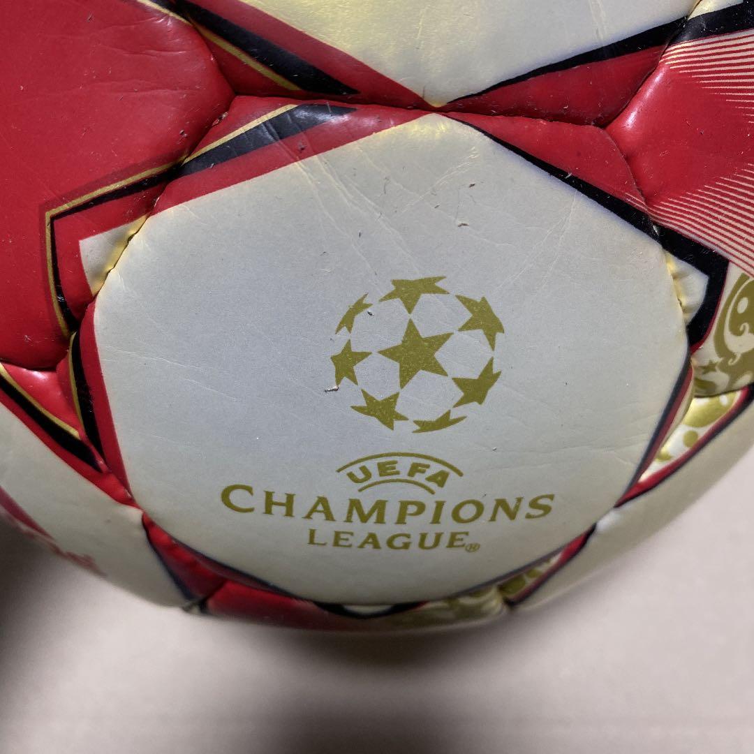 サッカーボール　5号球　フィナーレキャピターノ