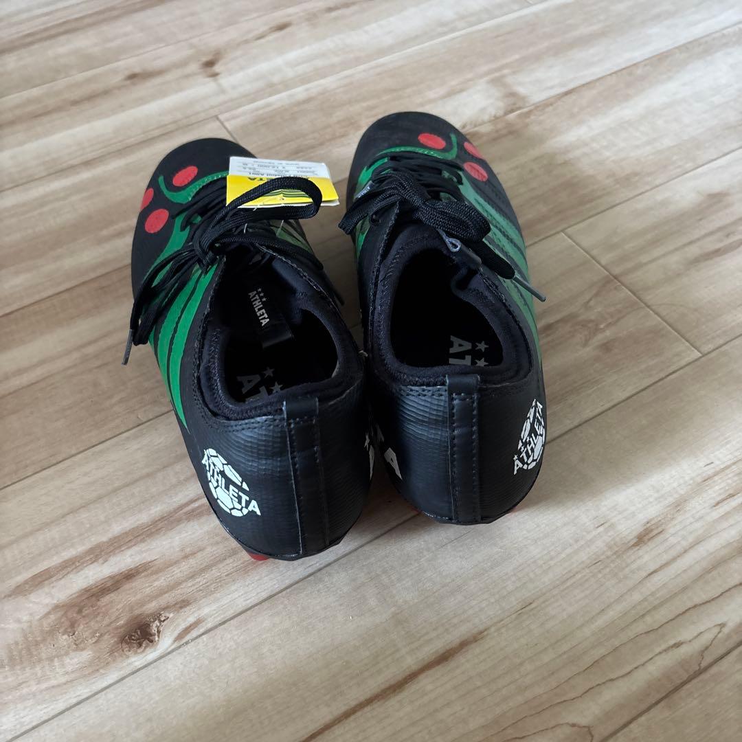 新品未使用！タグ付きATHLETA 25.5cm