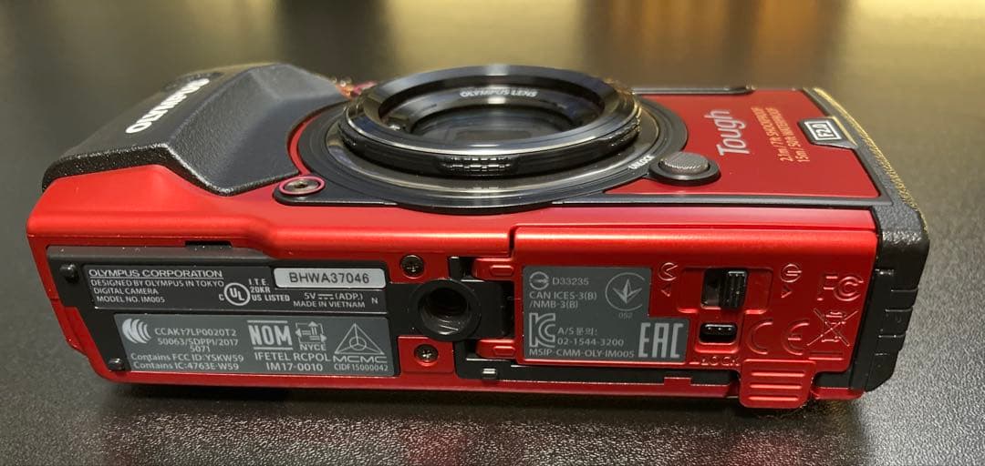 OLYMPUS Tough TG-5 レッド 本体+ケース+ストラップ