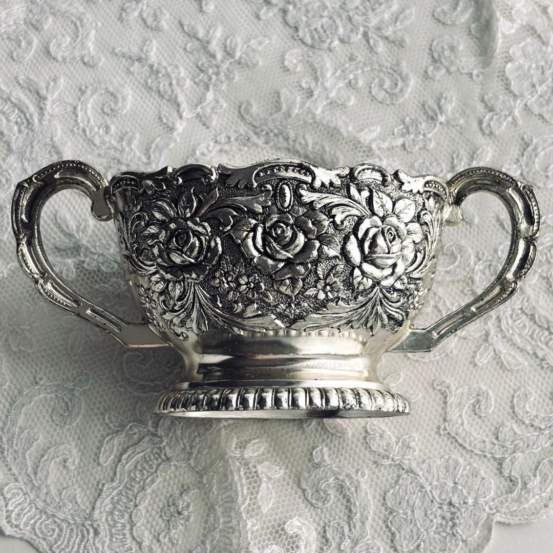 【フランスのヴィンテージ】シュガー&ミルクポット トレイ セット薔薇 銀色