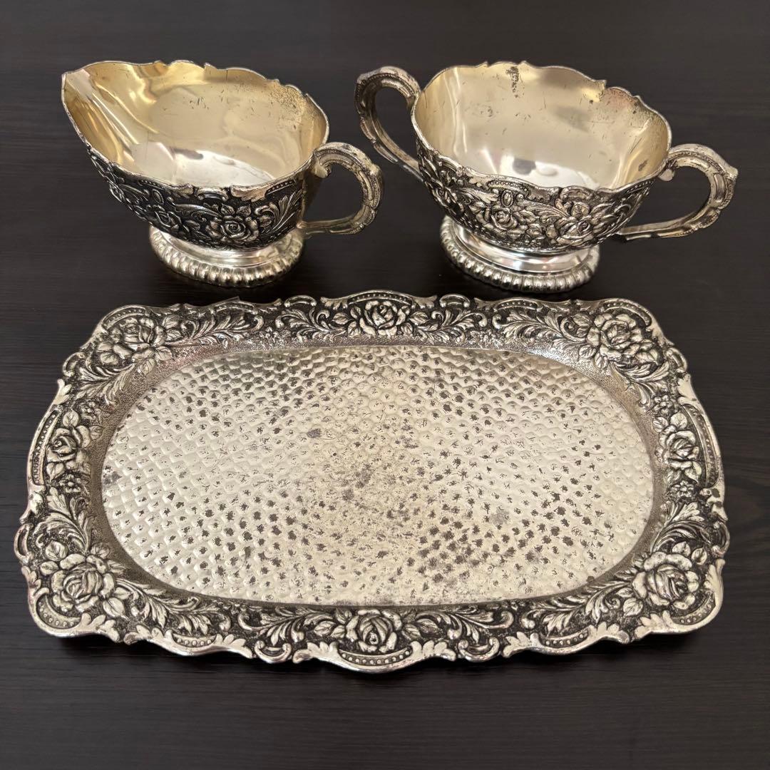 【フランスのヴィンテージ】シュガー&ミルクポット トレイ セット薔薇 銀色