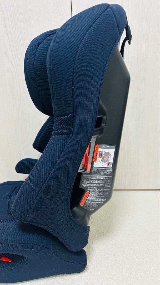 Combi ジョイトリップエアスルー　ジュニアシート　ネイビー