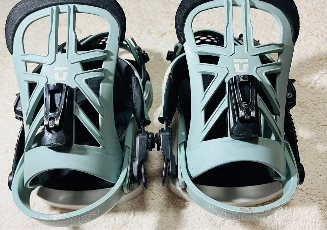 UNION CONTACT PROスノーボードビンディング