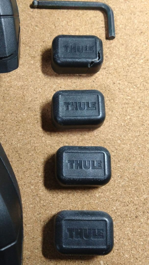 THULE CX-8 ベースキャリア ルーフバー付き