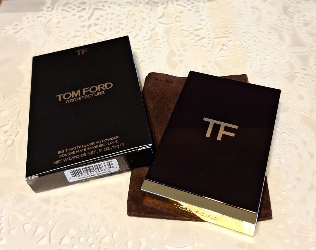 【新品】トムフォードアーキテクチャーソフトマットブラーリングパウダー01