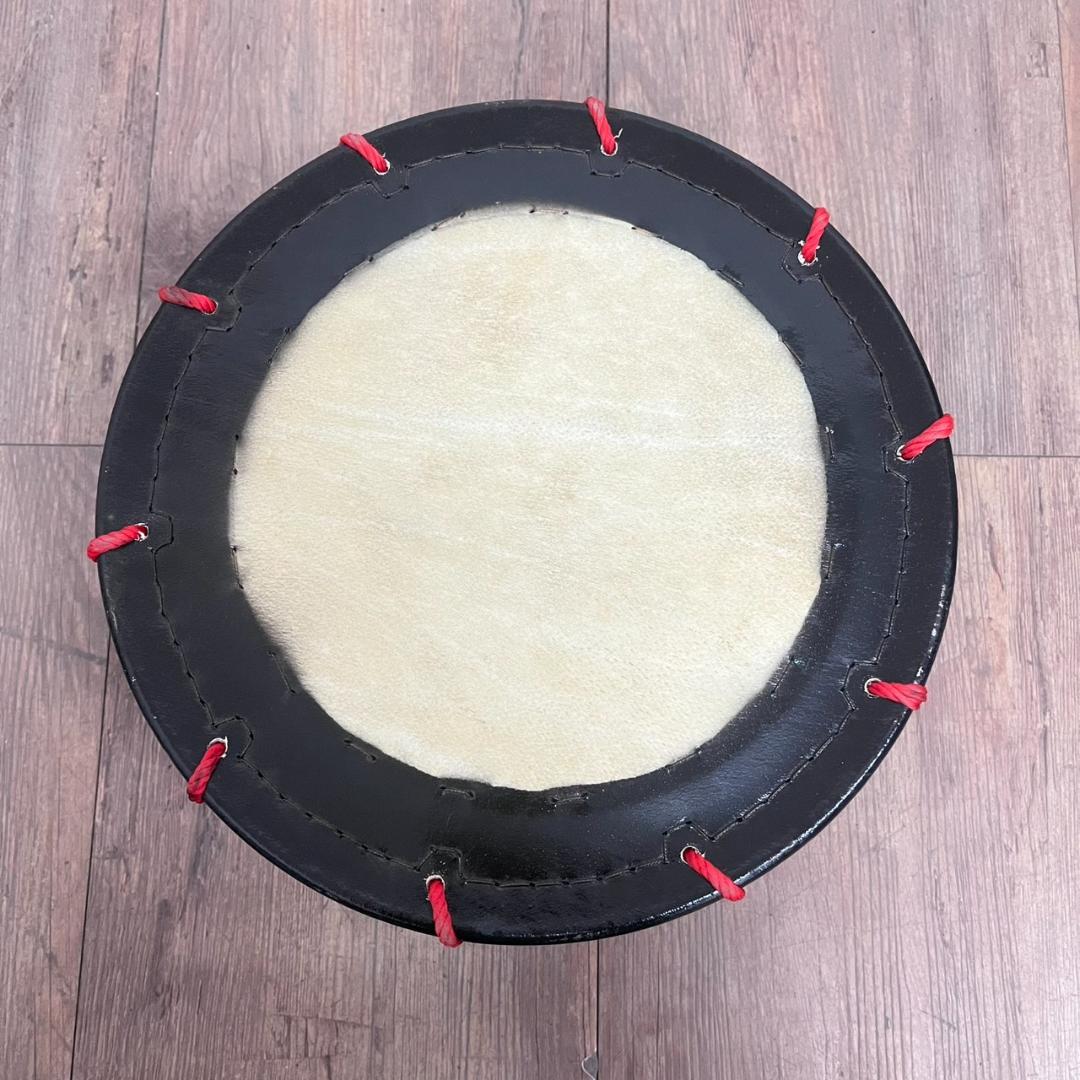 フォロー割【新品】【蔵出し】締め太鼓 牛革 和太鼓 バチ付 台付 入門用