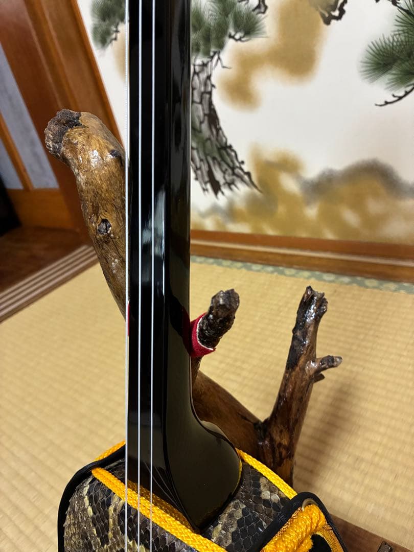 沖縄三線！貴重！知念大工型！本蛇皮！本張り！【一枚張り】 沖縄三線！