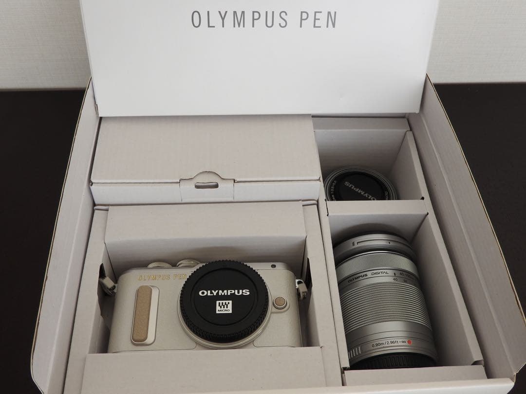 OLYMPUS PEN E-PL8 ダブルズーム ホワイト オリンパスミラーレス