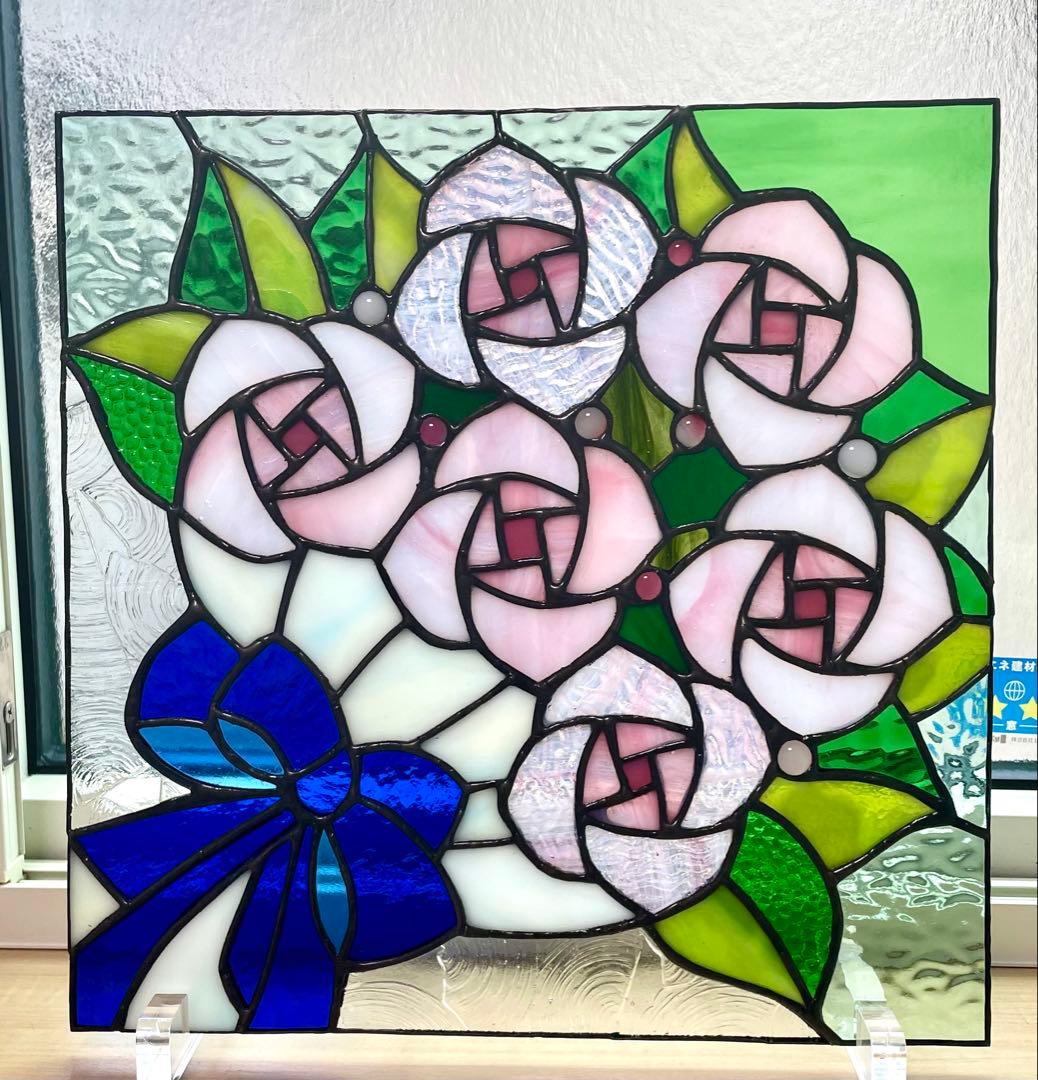 ステンドグラスパネル【薔薇の花束】 - メルカリ