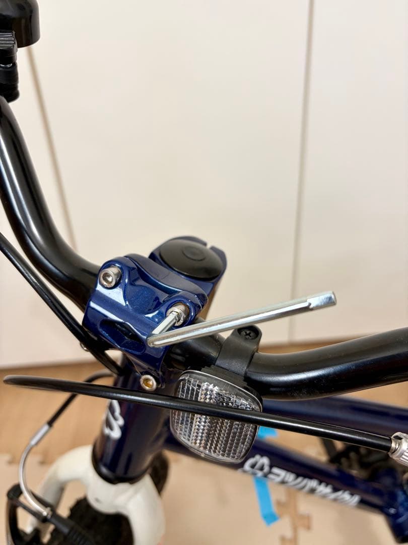 室内保管 送料込み ヨツバサイクル 14インチ キッズバイク ネイビー