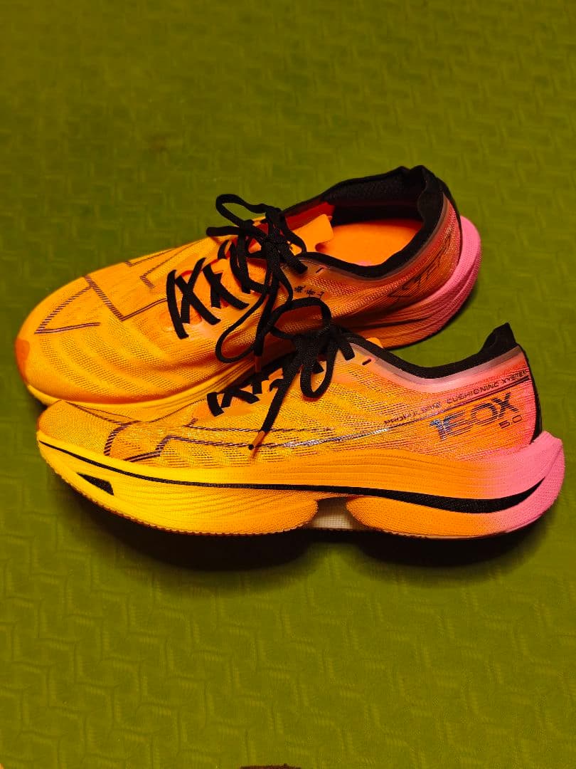 スパイク・シューズ Xtep 160x 5.0 25.0cm