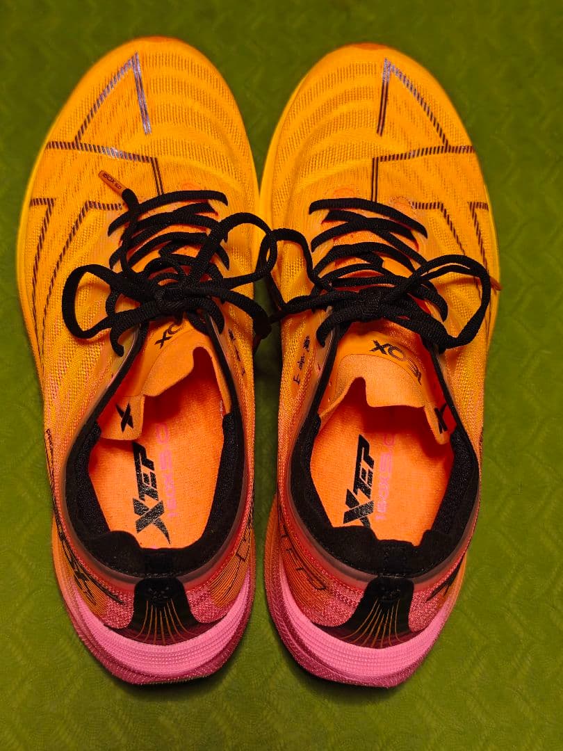 スパイク・シューズ Xtep 160x 5.0 25.0cm