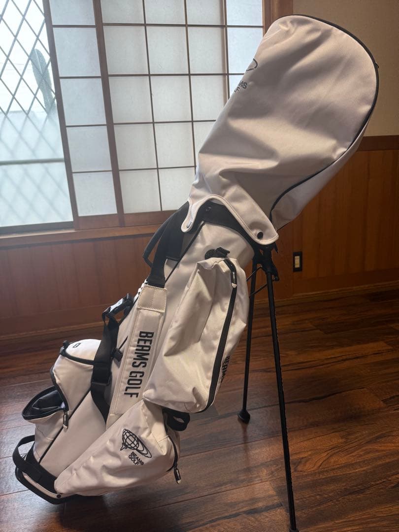 値下げしました。 BEAMS GOLF スタンド付きキャディバッグ ホワイト