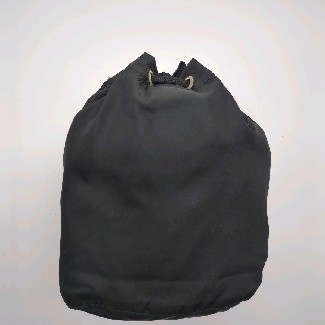 【美品・希少モデル】プラダ☆ポーチ 三角プレート ナイロン テスート 巾着 黒