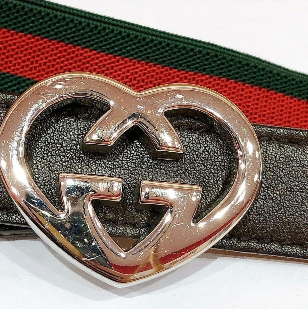 お*ち様 GUCCI ハート型バックル ベルト グリーン/レッド