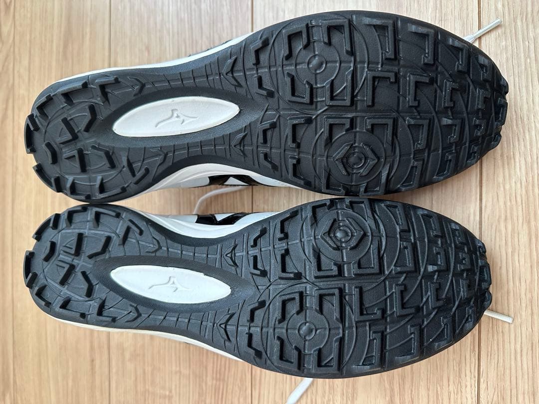 ミズノ　MORELIA TFトレーニングシューズ ホワイト　26cm