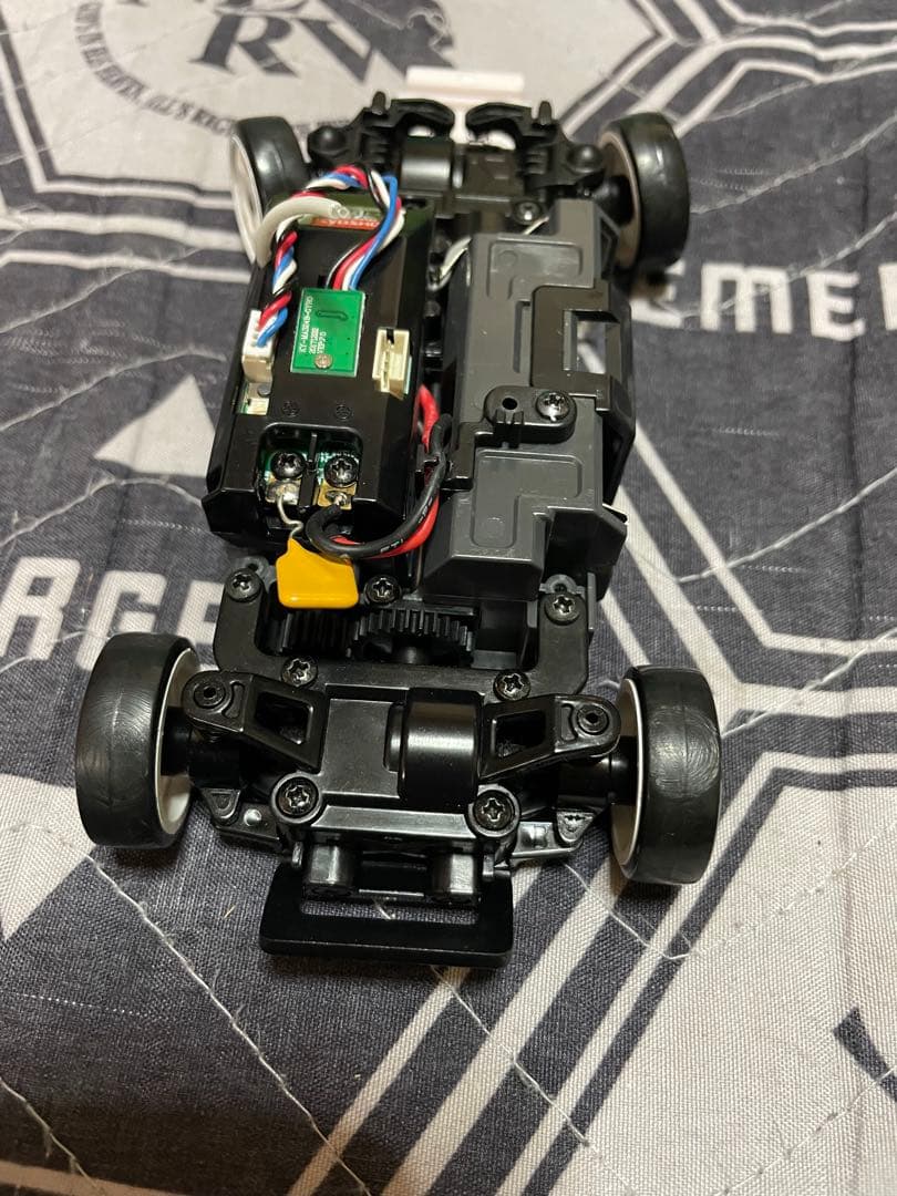 ミニッツAWD HKS スカイライン　ジャイロ付き