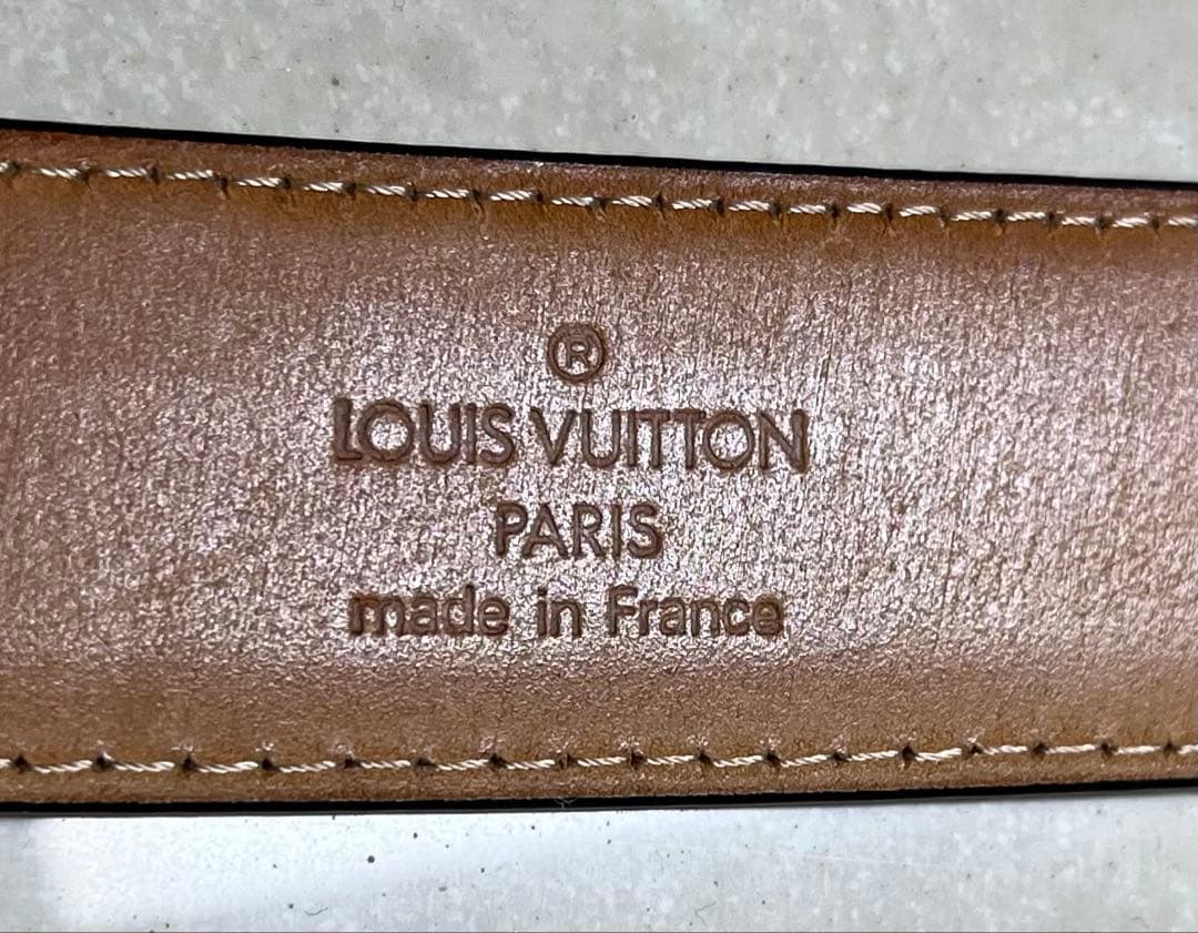 LOUIS VUITTON タイガサンチュール　ブラックレザーベルト