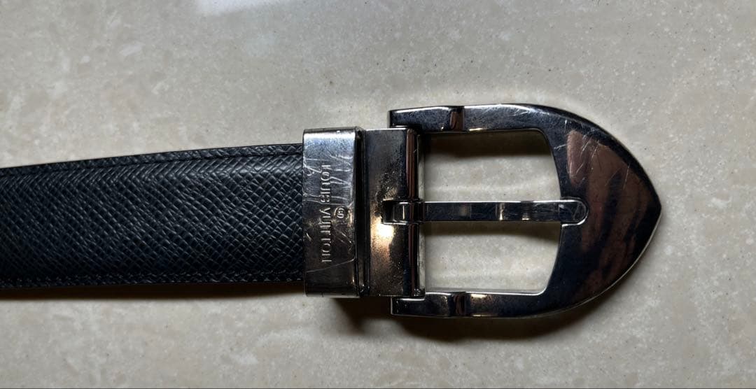 LOUIS VUITTON タイガサンチュール　ブラックレザーベルト