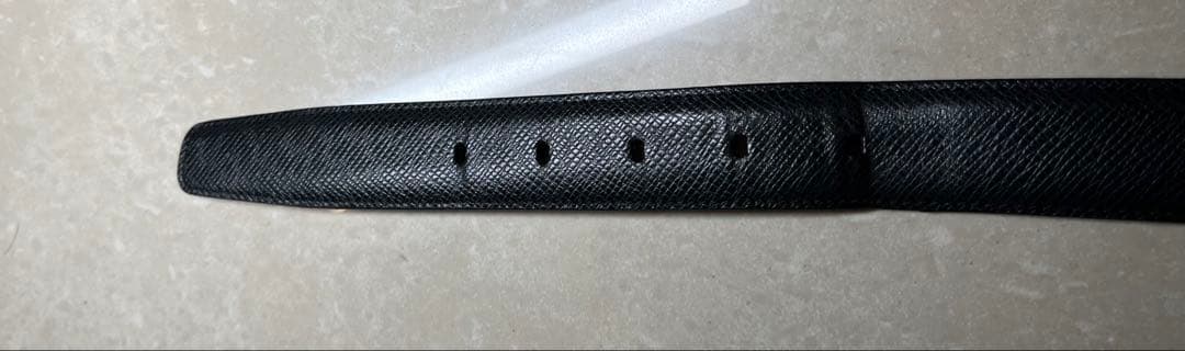 LOUIS VUITTON タイガサンチュール　ブラックレザーベルト