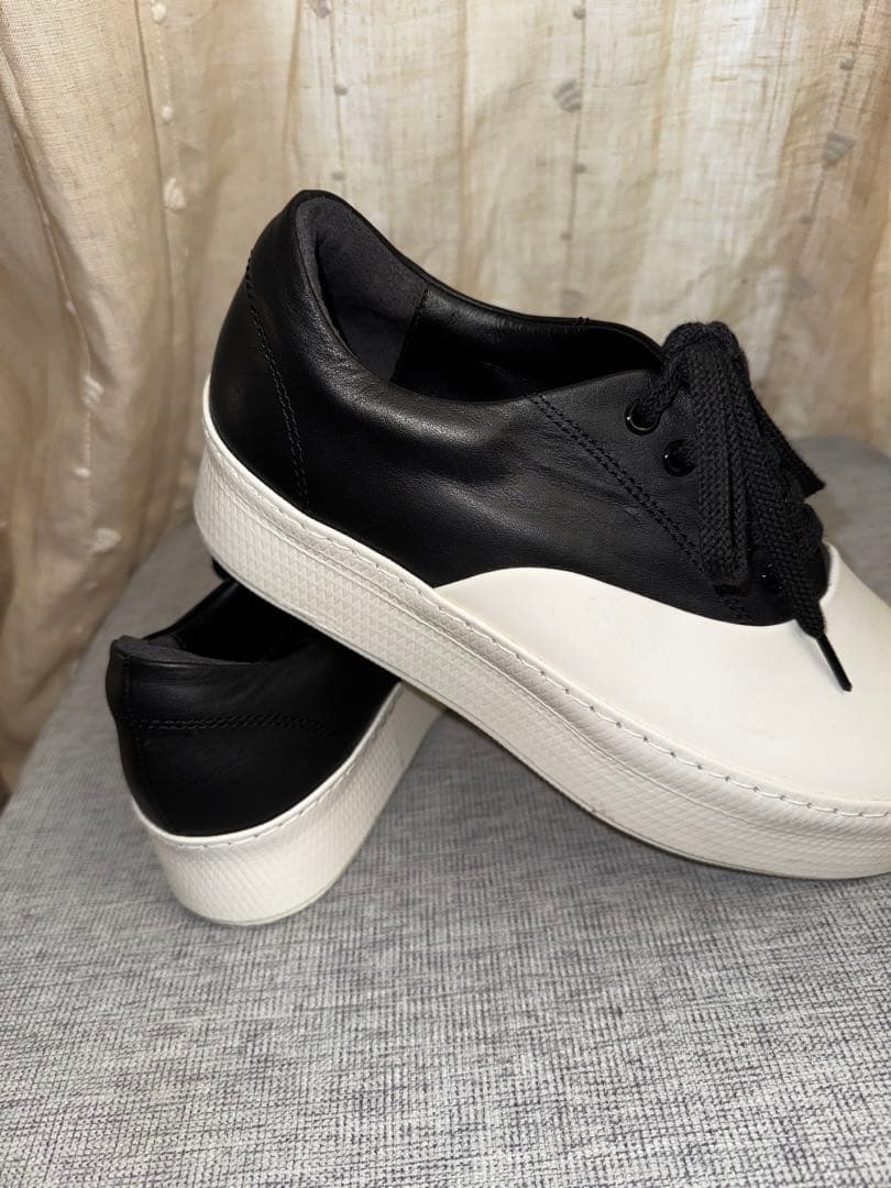 y's レディース ブラック/ホワイト スニーカー