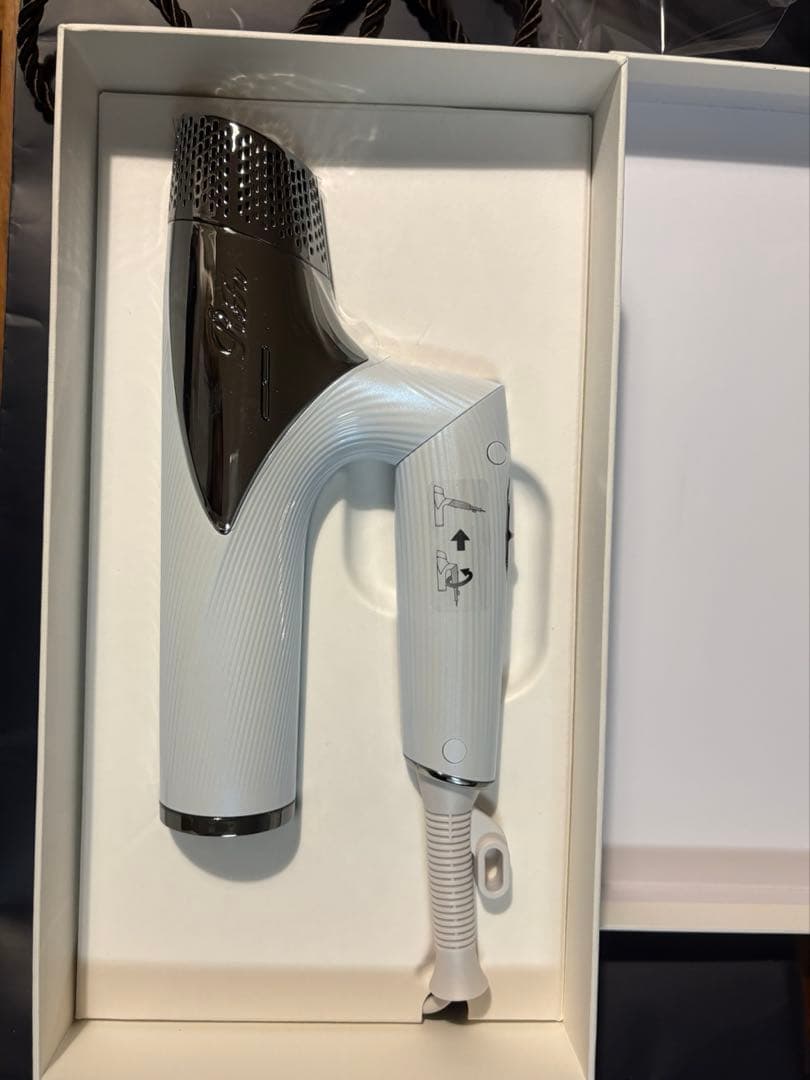 新品未使用　ReFa リファビューテック ドライヤースマート