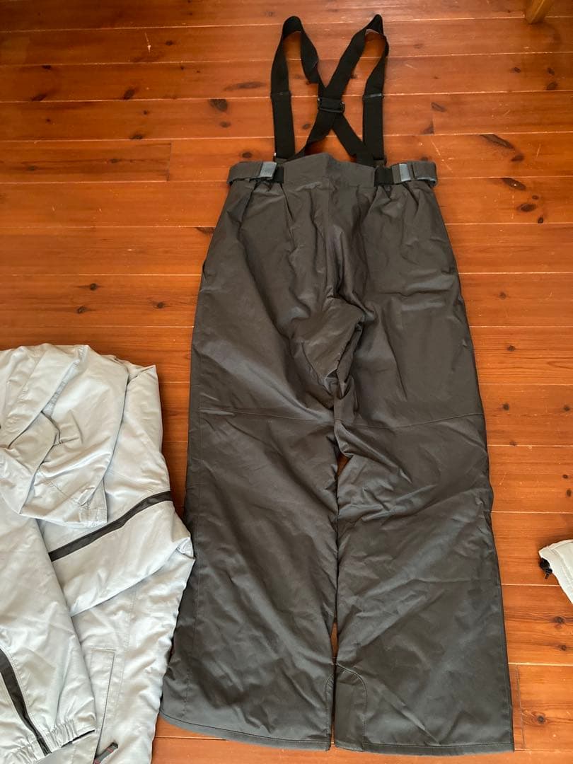 PHENIX（エレッセの手袋おまけ）　男性用Lサイズ　白×ダークグレー