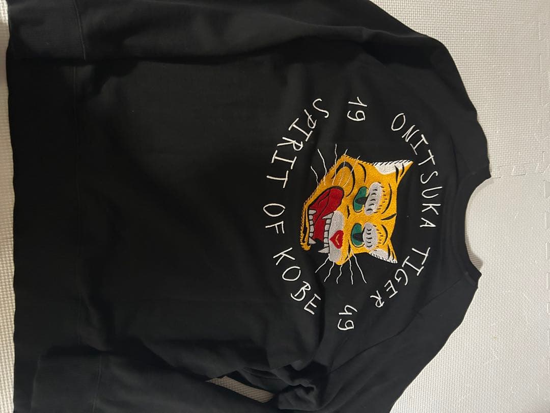 ONITSUKA TIGER スピリットオブ神戸 ブラックスウェットの通販はau PAY