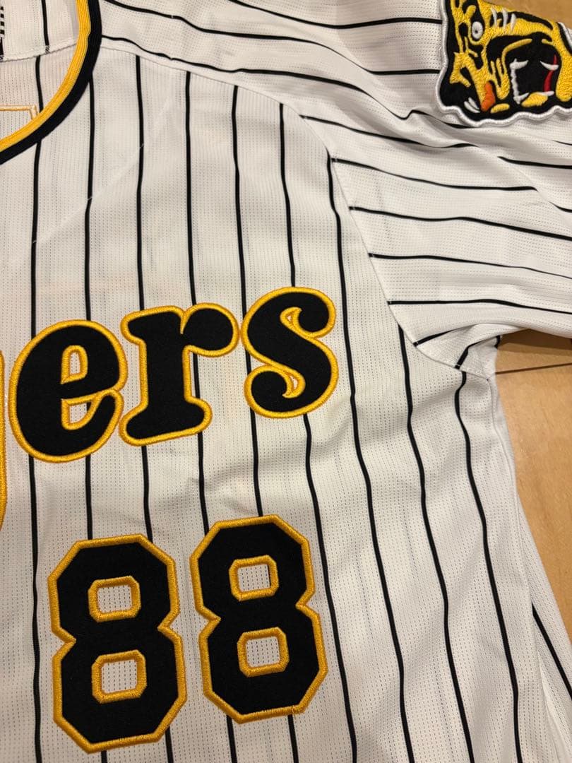 美品　阪神タイガース　ユニフォーム Lサイズ　 矢野燿大監督